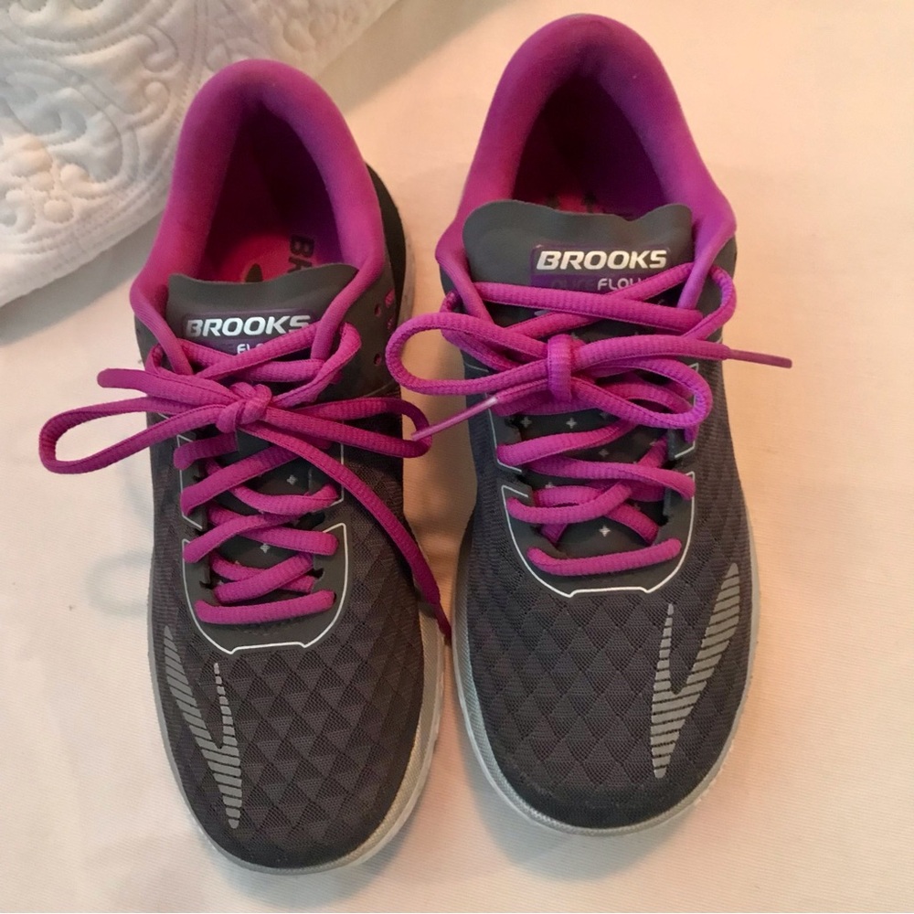 Brooks Running Shoes Pure Flow Purple Gray Athletic Sneakers Women Sz 6 Run Walk - Picture 3 of 11